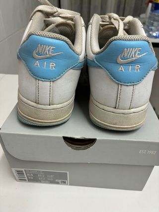 Nike Air Force 1 Talla 42 Azul y Blanco