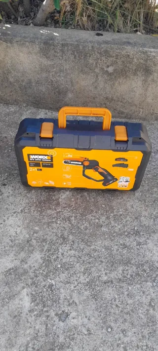 Mini sierra eléctrica Worx