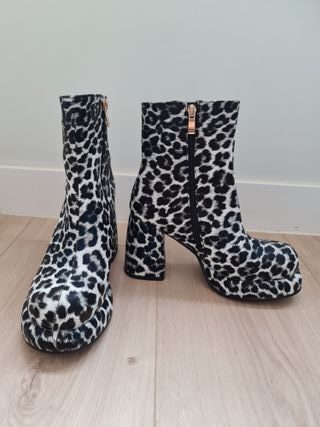 Botas tacón animal print leopardo talla 38