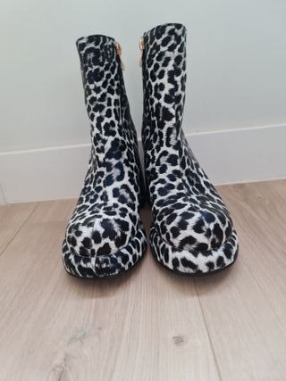 Botas tacón animal print leopardo talla 38