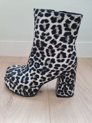 Botas tacón animal print leopardo talla 38
