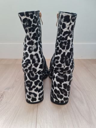 Botas tacón animal print leopardo talla 38