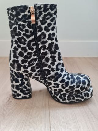 Botas tacón animal print leopardo talla 38
