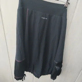 Falda Desigual bordada negra t 40