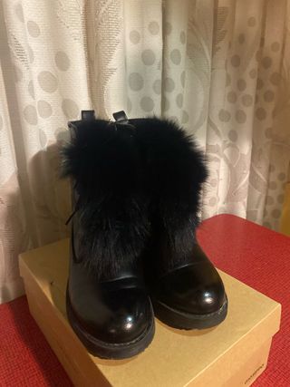 Stivali da donna neri con pelo