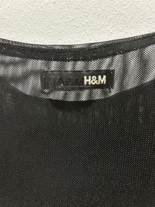 Blusa H&M negra tirantes