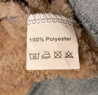 Sudadera de invierno con forro interior.