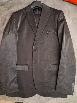 Completo nero lucido tg.48 Sorbino