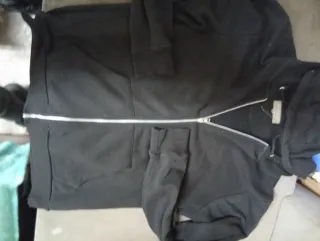 Conjunto de 2 sudaderas negras con cremallera