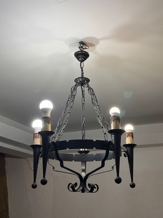 2 Lampade in Ferro Battuto Nero