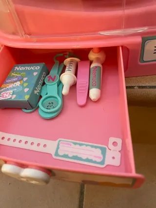 Incubadora Nenuco con Muñeco