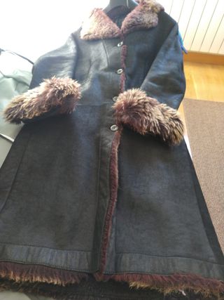 Abrigo marca AMORESS STOCKHOLM Piel (Vintage)