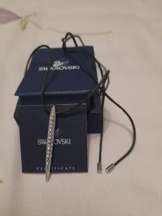 Collar Swarovski con cordon negro