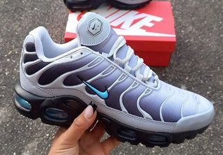 Nike TN Air Max Plus Negras