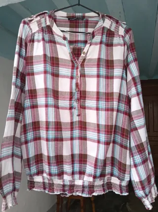 Blusa cuadros manga larga