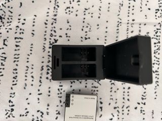 Cargador doble con 1 batería litio