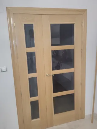 Puertas de roble con cristal
