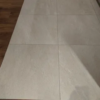 Porcelánico Keraben 75x75 Brancato Rectificado