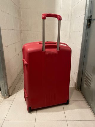 Maleta rígida roja