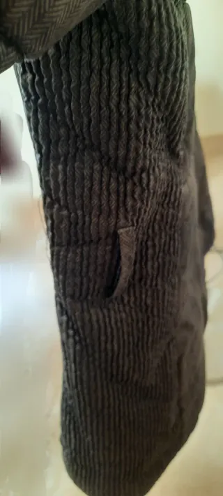 Anorak acolchado espiga marrón