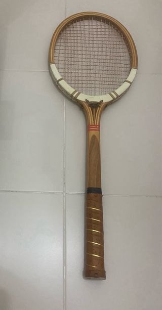 Raquete de tennis antiga - Champion de madeira