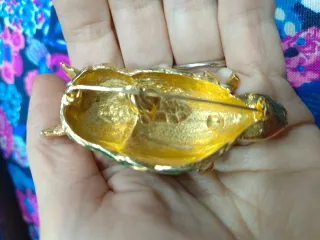 Broche búho esmaltado dorado y verde