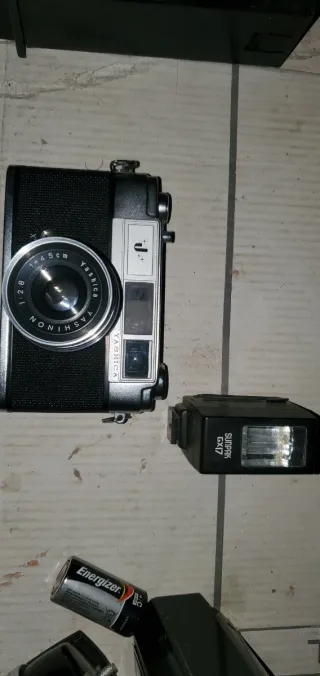 Yashica J Cámara Analógica con Flash