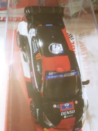 Coche Scalextric Toyota Yaris WRC