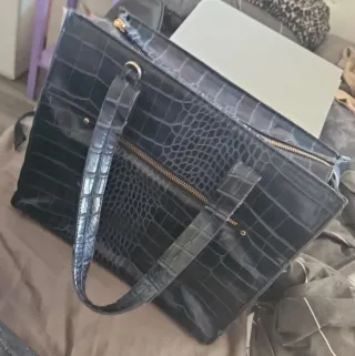 Bolso piel cocodrilo Cortefiel azul