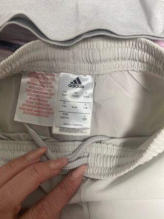 Conjunto Adidas niño gris y amarillo