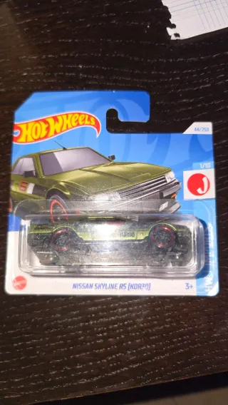 Hot Wheels Nissan Skyline RS (KDR30)