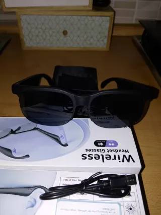 Occhiali da sole con casse audio Bluetooth