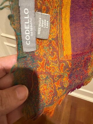 Bufanda con 4 estampados