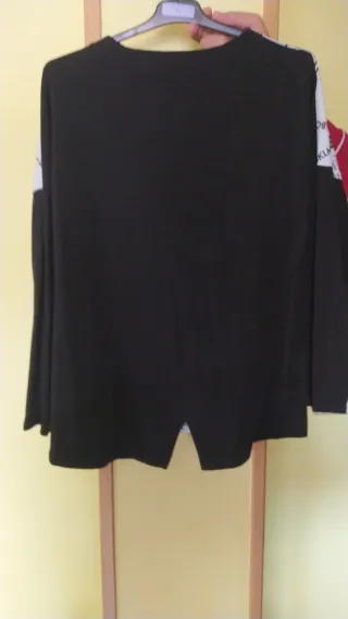 Sudadera con estampado de muñeca