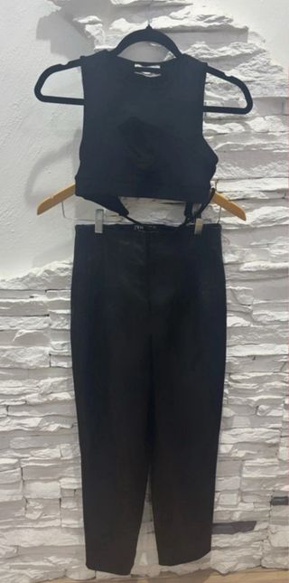 Conjunto Top Negro y Pantalón Largo