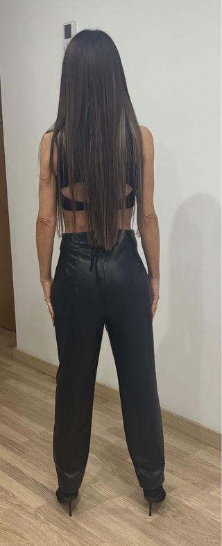 Conjunto Top Negro y Pantalón Largo