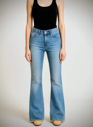 Jeans Versace a zampa taglia in foto nuovi