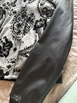 Chaqueta Bomber Mango Estampada Mujer