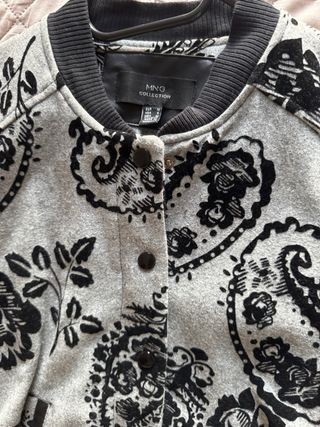 Chaqueta Bomber Mango Estampada Mujer