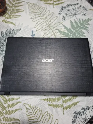 Ordenador portátil Acer Negro