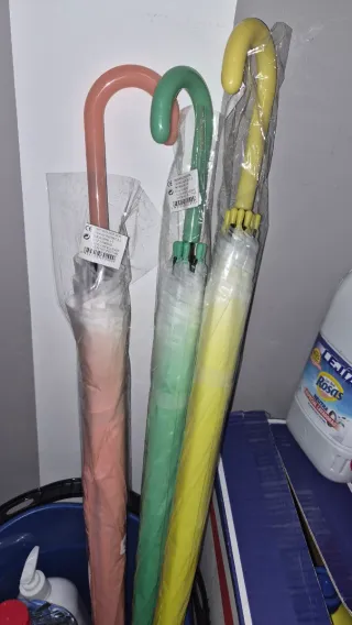 Lote 3 Paraguas Arcoíris