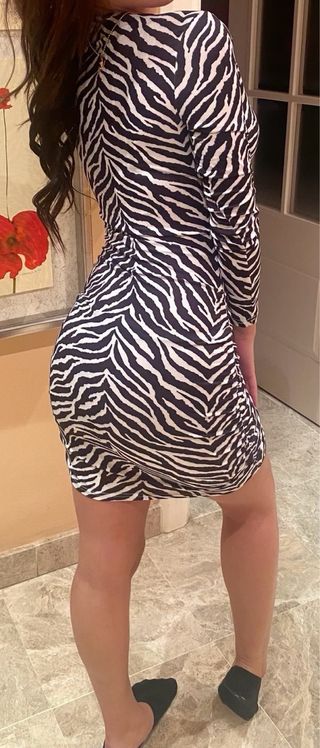 Vestido juvenil estampado cebra