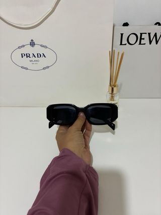 Gafas de sol Prada negras