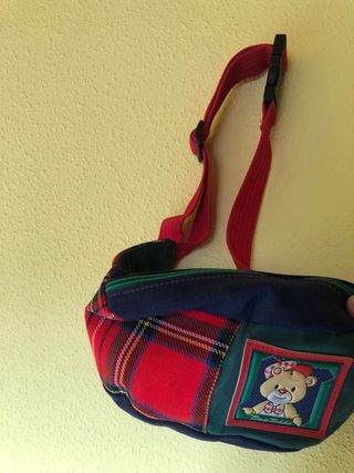 Riñonera infantil con parche de oso