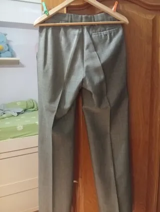 Pantalón de vestir Burberrys gris
