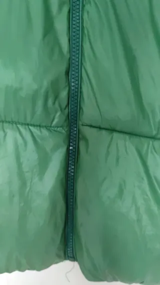 Chaqueta plumas verde Bershka Talla M