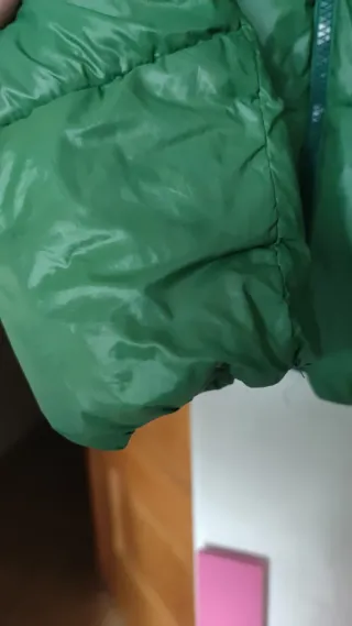 Chaqueta plumas verde Bershka Talla M