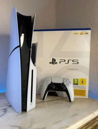 PlayStation 5 Slim Nueva está impecable