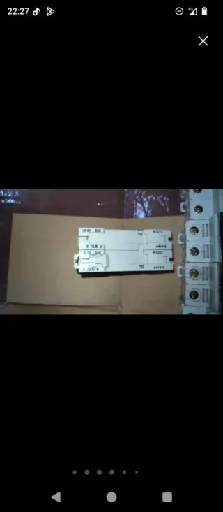 Lote 37 Automáticos 2 Polos Merlín Gerín