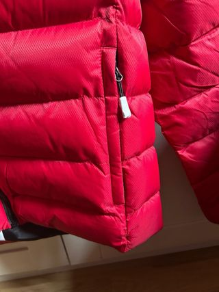 Chaqueta Calvin Klein plumífero roja